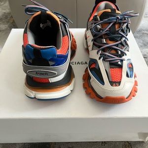 Men Balenciaga tracks sneakers size 43